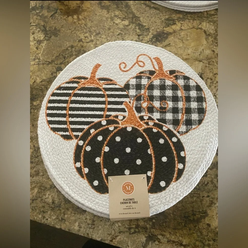Martha Stewart 15” Round Pumpkin design placemat set of 4 Brand new LAST SET